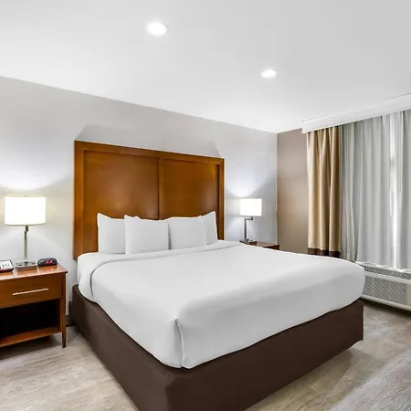 Comfort West Inn