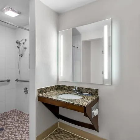 Comfort West 4* Nashville