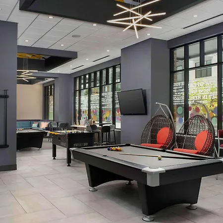 Tru By Hilton Downtown Convention Center Hotel 3*