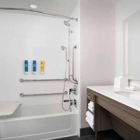 Tru By Hilton Downtown Convention Center 3*
