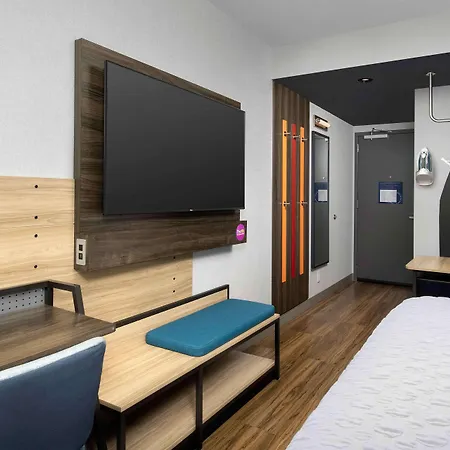 Tru By Hilton Downtown Convention Center 3*