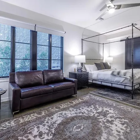 121 By Avantstay Nashville