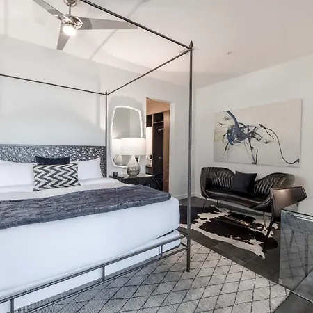 Hotel 121 By Avantstay Nashville