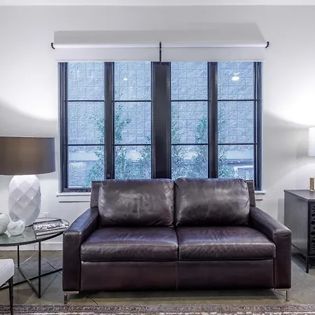 121 By Avantstay Hotel