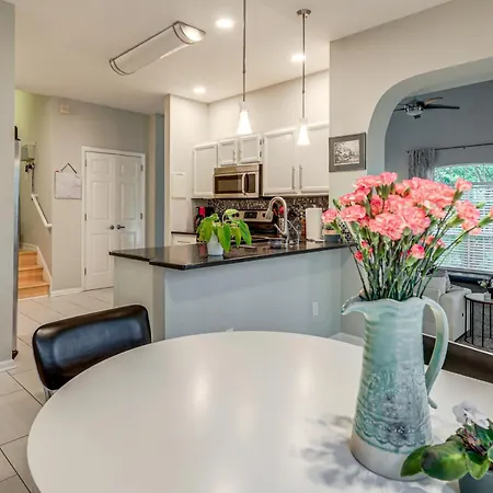 Family W/ Deck: 12 Mi To Downtown Nashville! *