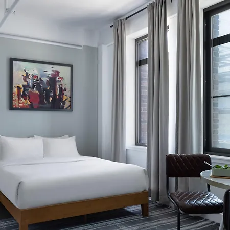 Boulevard Downtown 4*