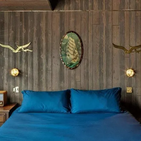 The Dive And Swim Club Hotel