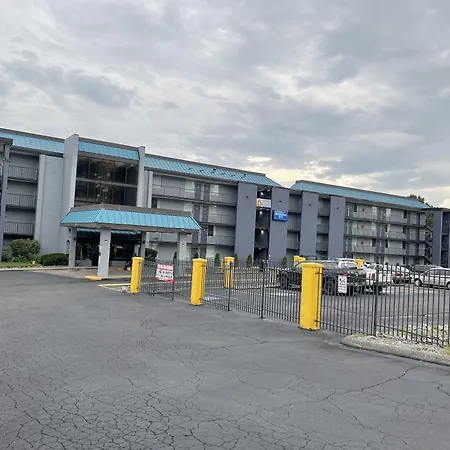 Rodeway Inn- Airport - Downtown - Mexican Restaurant On Site Inn 3*