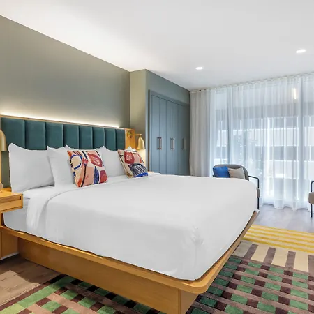 Motif Nashville's On Music Row Hotel Nashville