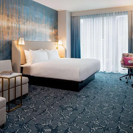 Hotel Tempo By Hilton Downtown