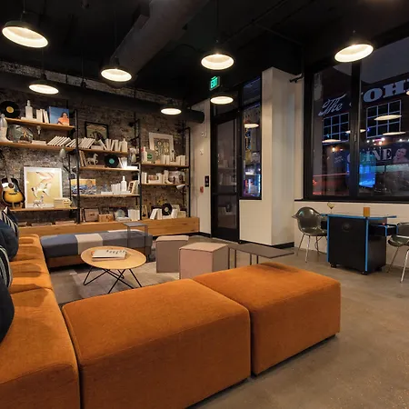Moxy Downtown Nashville