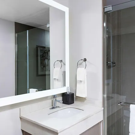 Hyatt House Downtown-convention Center Nashville