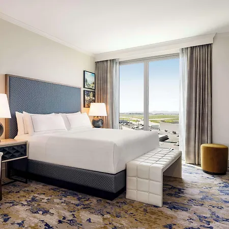Hilton Bna Airport Terminal