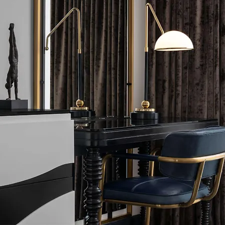 Fraye Nashville, Curio Collection By Hilton Nashville
