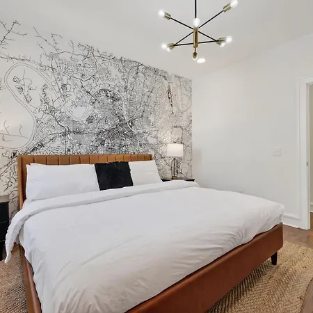Daydream At The Gulch - Rooftop Movies With A View Holiday home