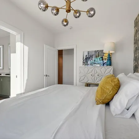 Daydream At The Gulch - Rooftop Movies With A View Holiday home *