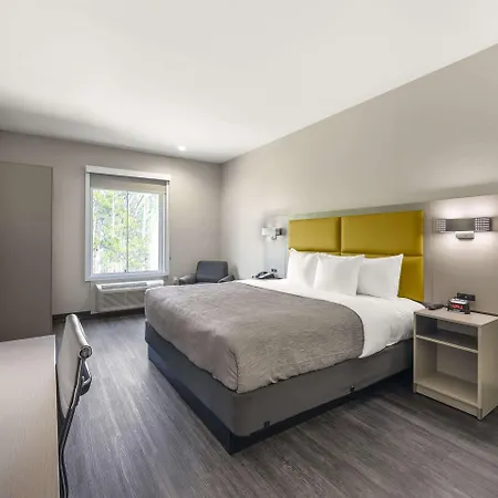 Hotel Quality & Joelton -