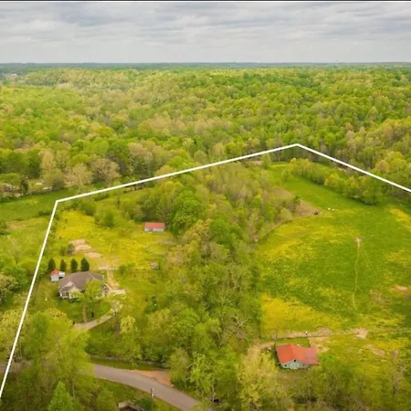 Peaceful 3br On 5 Acres - Minutes From Holiday home *