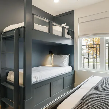 The Ashford - Brand New Gem Walk To Weho *