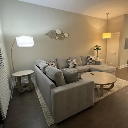 Apartment -new-the Nash Luxe, Pool, Gym, Nightlife!