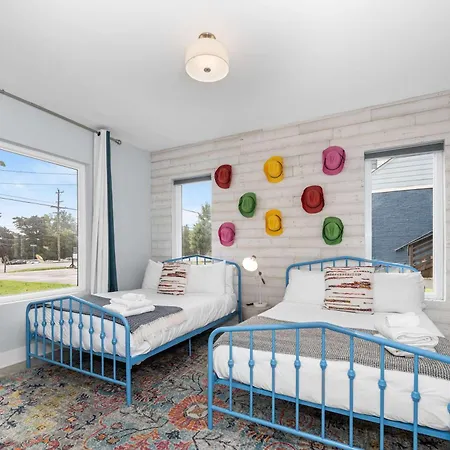 Stylish 4br - Rooftop Deck Near Downtown Holiday home Nashville