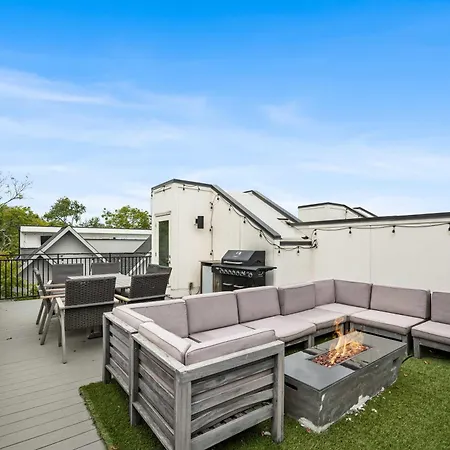 Stylish 4br - Rooftop Deck Near Downtown Nashville