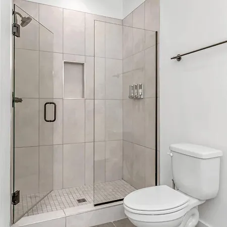 Hottub/karaoke-10min To Dt-9 Beds-swiftie's * Nashville