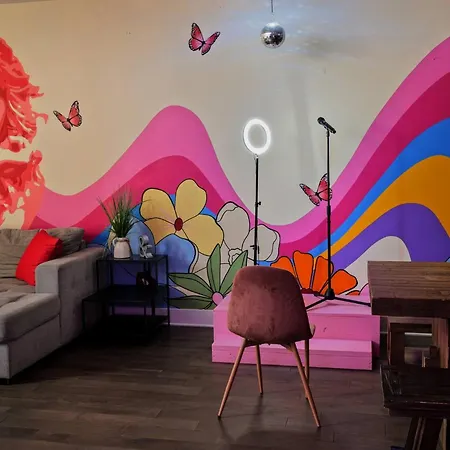 Hottub/karaoke-10min To Dt-9 Beds-swiftie's Nashville