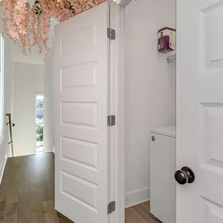 Hottub/karaoke-10min To Dt-9 Beds-swiftie's Holiday home Nashville