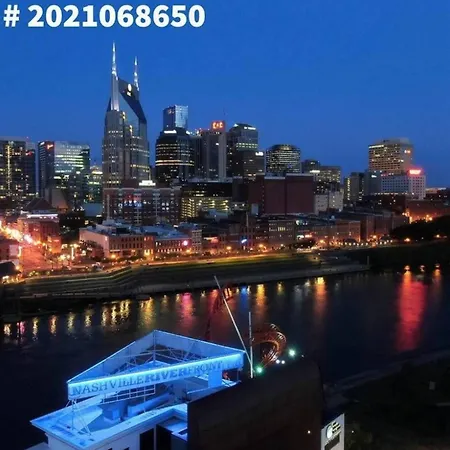 Holiday home Hottub/karaoke-10min To Dt-9 Beds-swiftie's Nashville