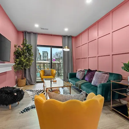 Walk To Broadway- Pool & Cabanas-luxury Nashville