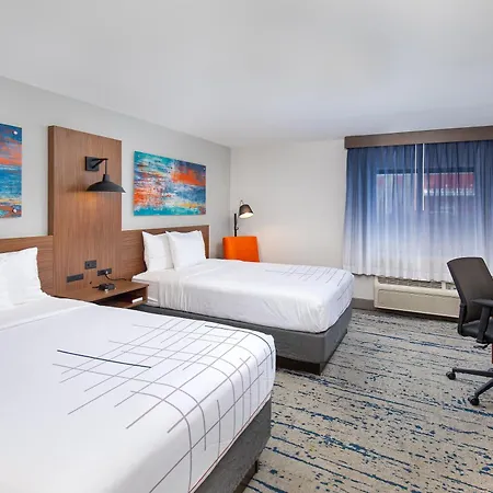 La Quinta By Wyndham Airport