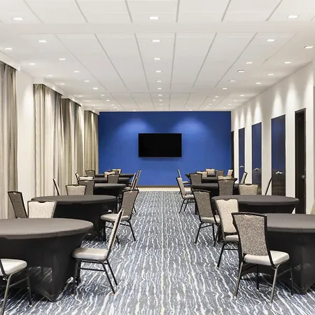 Glo Western Airport Hotel Nashville