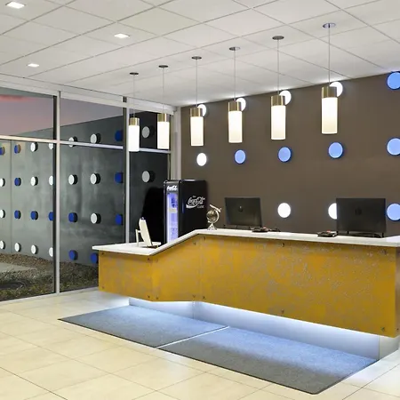 Glo Western Airport 3* Nashville