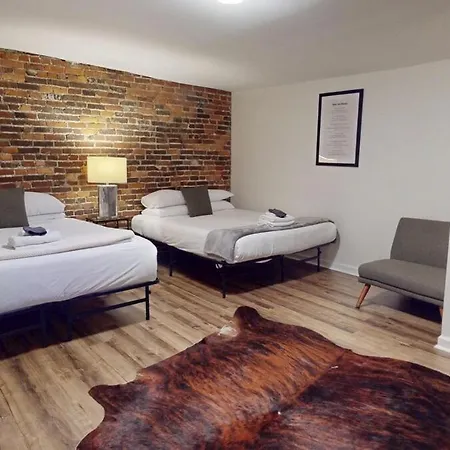 The Lofts At 107 3* Nashville