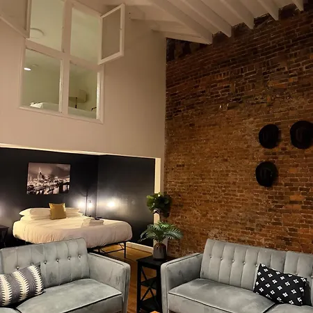 The Lofts At 107 3*