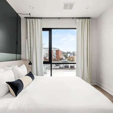The Eighteen By Kasa Hotel 4*