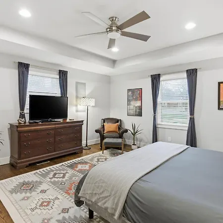 Spacious Modern Ranch 5 Miles To Downtown Nashville