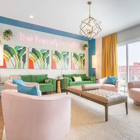 The Broadway Lounge By Local * Nashville