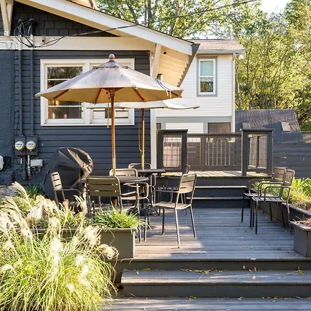 Chapel House By Avantstay Nashville