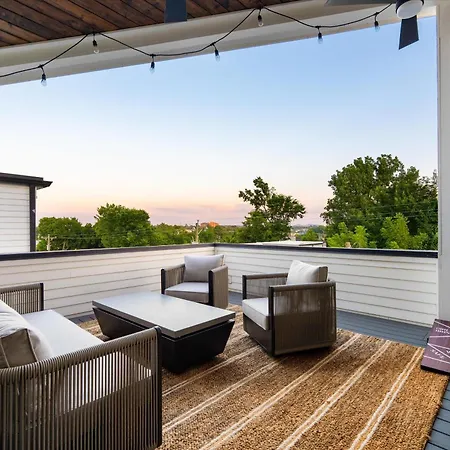 Holiday home Nash - Music Retreat - 757a Lynwood Ave *
