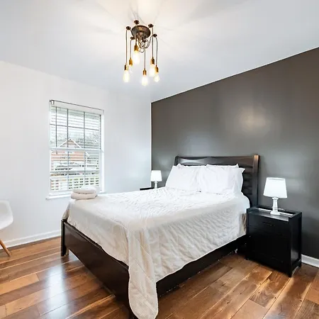 3br Lakefront In With Bbq & Hot Tub * Nashville