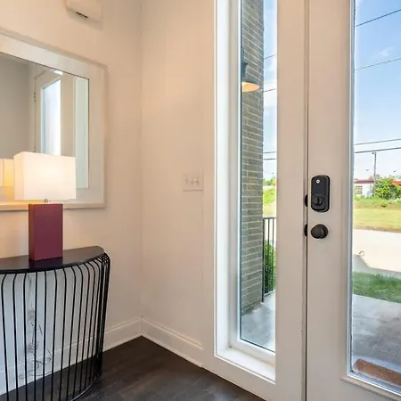 The Gibson By Local Holiday home