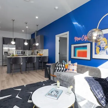 Nightlife By Avantstay Holiday home *