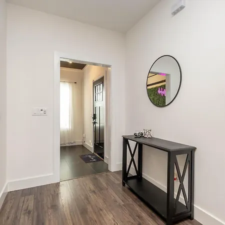 Germantown-Adjacent 4Br Home With Private Deck & Grill Holiday home *