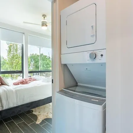 Holiday home The Commodore By Local Nashville