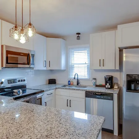 Holiday home The Cash- 9 Mins To Downtown, Walk To Vandy!