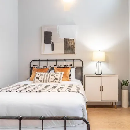 Monty By Avantstay Holiday home
