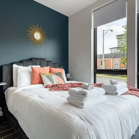 The Commodore By Local * Nashville