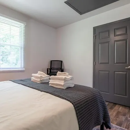 Holiday home The Carpe Diem By Local Nashville